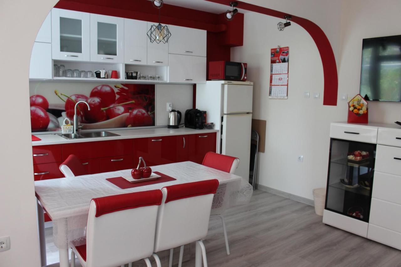 Apartment Ani Veliko Tŭrnovo Exterior photo
